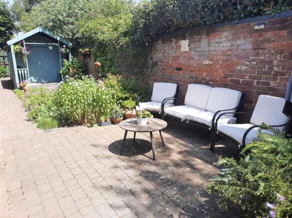 Side And Rear Gardens