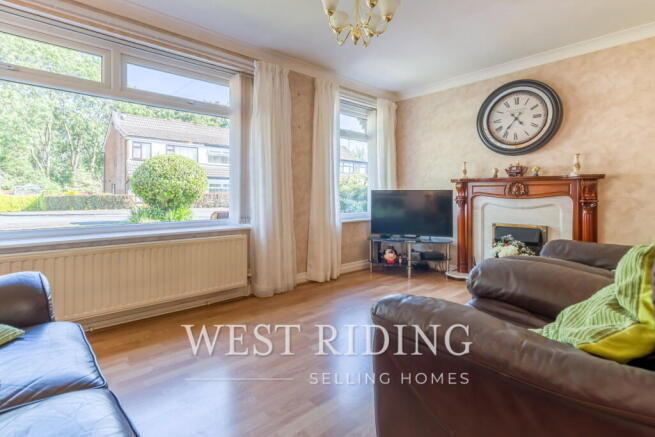 4 bed Semi-Detached for sale Image 6