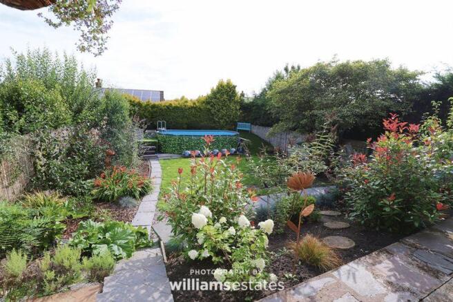 garden 01