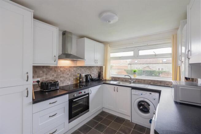 Wold View 1-Kitchen B.jpg