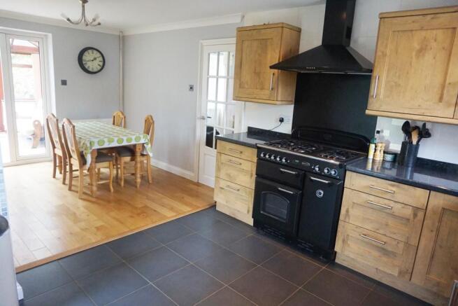 Kitchen / Diner