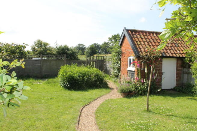 Photo 5