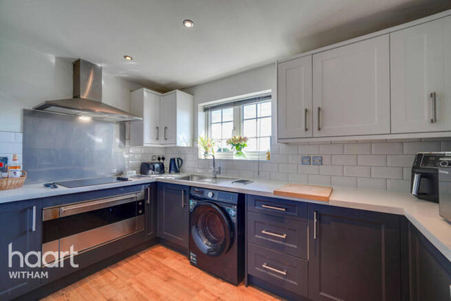 Bantock Way, Witham photo 4