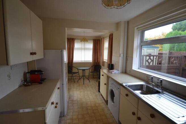 Kitchen/Breakfast Ro