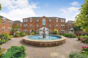 5, Sandringham Court, Bradley, Huddersfield HD2 1PY