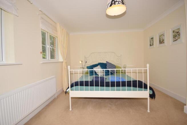 BED 2.JPG