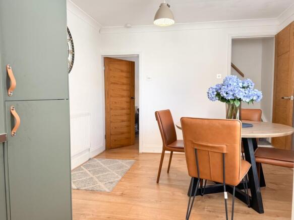2 bed Town House for sale Image 9