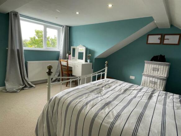 Bedroom,.jpg