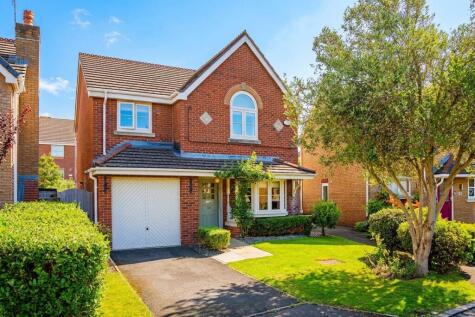 Elder Avenue, Burscough, L40