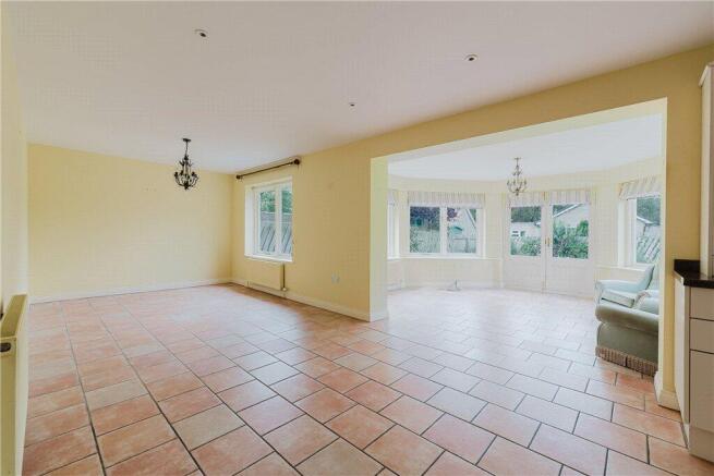 3 bed Detached for sale Image 11