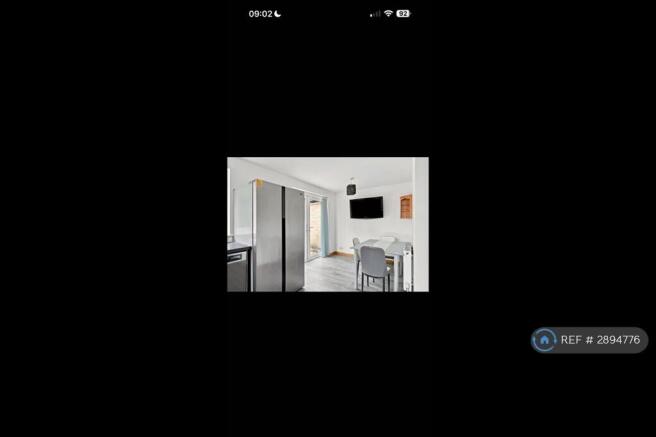 3 bed Semi-Detached to rent Image 4