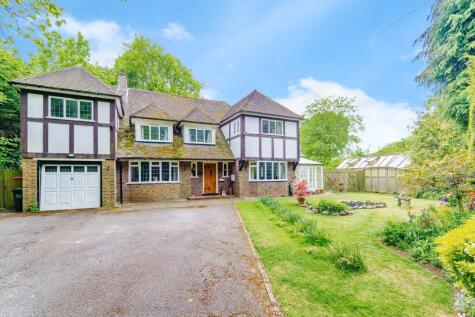 Firs Road, Kenley, Surrey, CR8