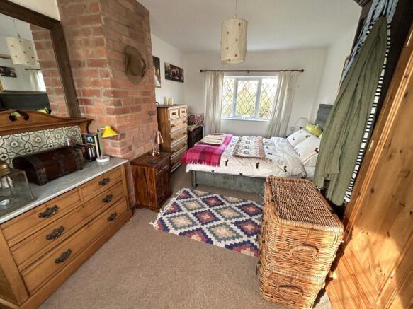 2 bed Semi-Detached for sale Image 7