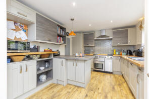32, Quaperlake Street, Bruton BA10 0HQ