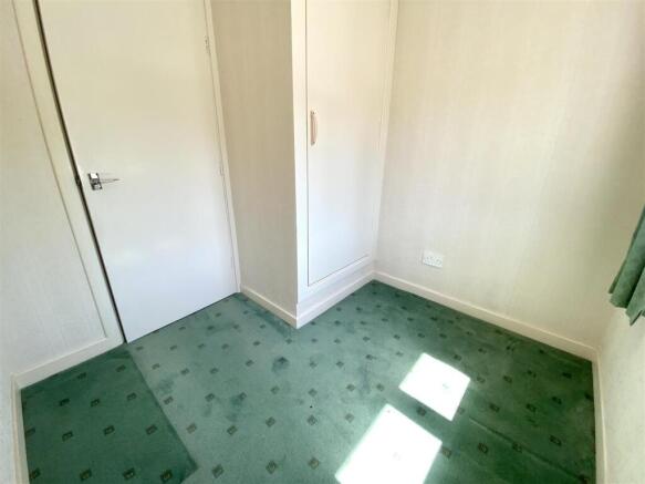3 bed Semi-Detached for sale Image 10
