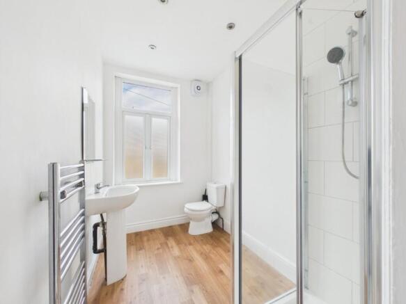 3 bed Terraced for sale Image 8