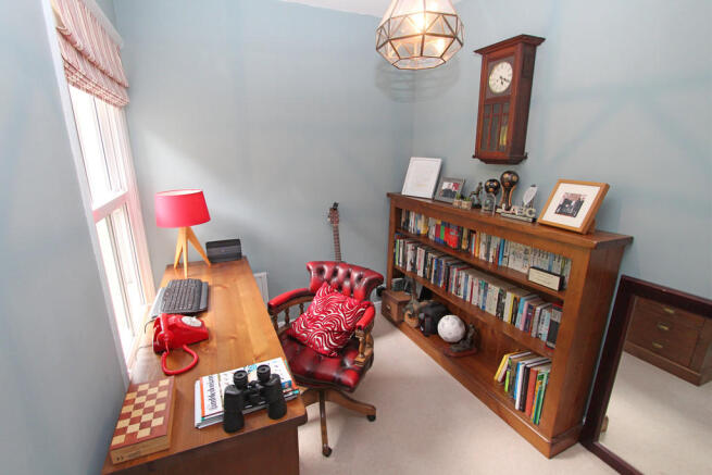 Photo 9