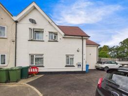 8, Stanwell Close, Staines-upon-thames TW19 7LL