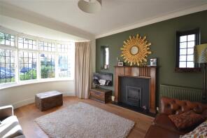 18, Palace Court Gardens, Hornsey, London N10 2LB