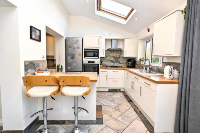 Kitchen/ Living room
