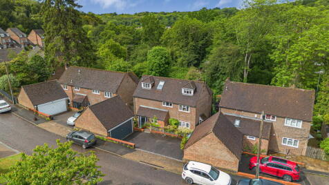 Badgers Way, Marlow, SL7 3QU