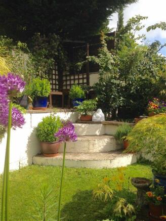 Photo 8