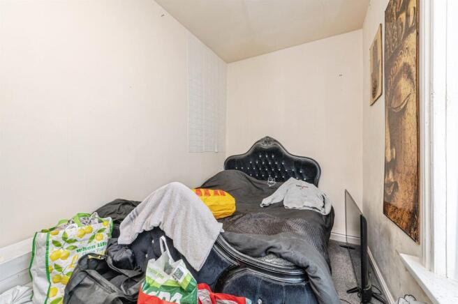 2 bed Semi-Detached for sale Image 9