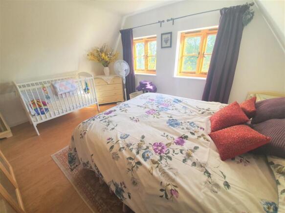 Bed 3.3.jpg