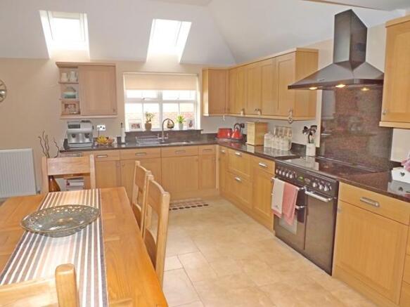 Kitchen Family Room
