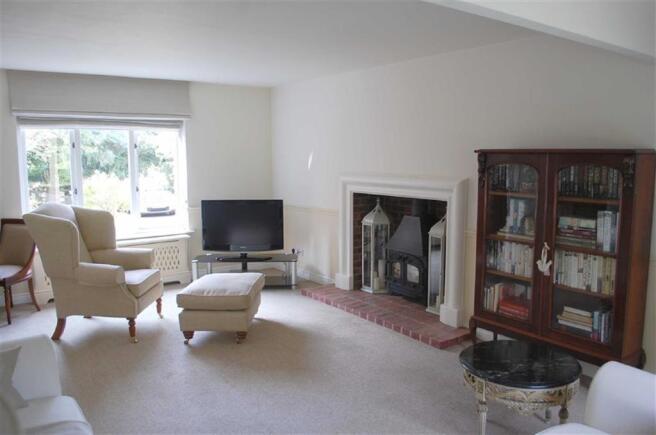 SITTING ROOM
