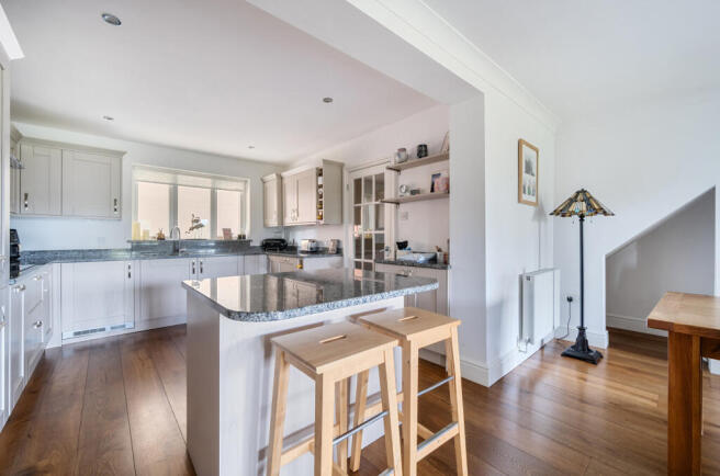 1300633-8-68370d5...