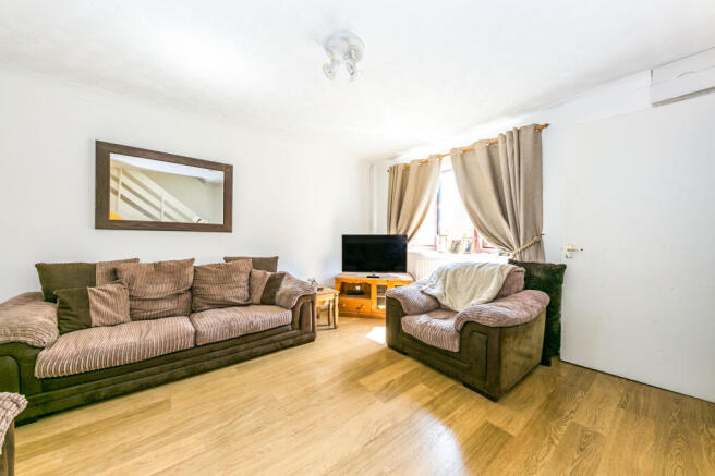 3 Highgrove living r