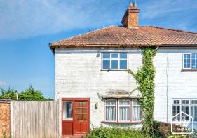 16, The Street, Wrecclesham, Farnham GU10 4PR