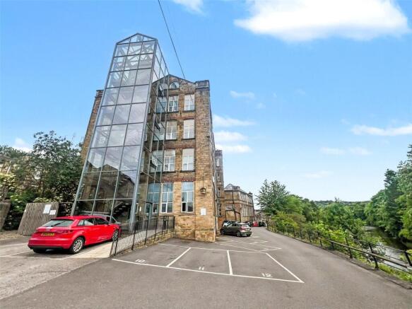 2 bed Apartment for sale Image 10