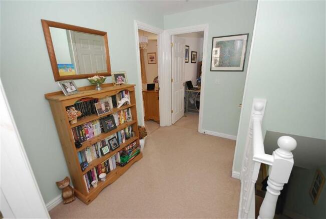 Photo 10