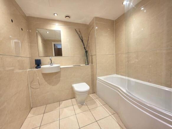1 bed Flat to rent Image 10
