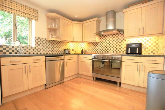 4 bed Barn Conversion for sale Image 7