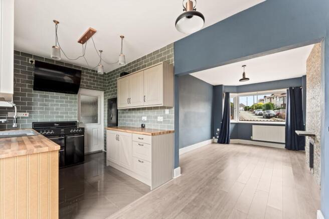 Whitley Avenue, Barnton, CW8 photo 4