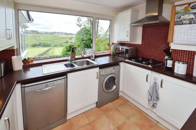 3 bed Link Detached House for sale Image 6