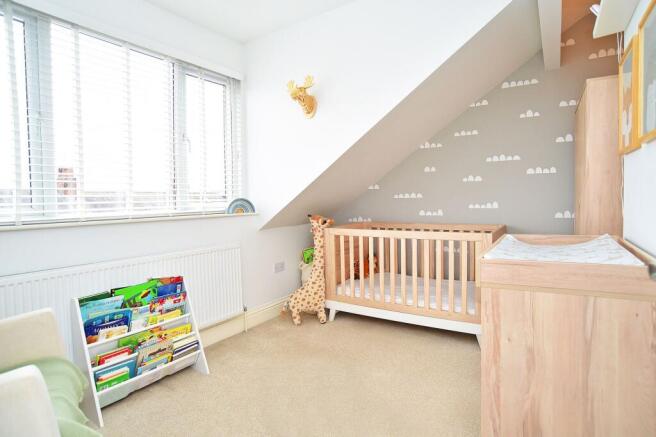 4 bed Terraced for sale Image 9