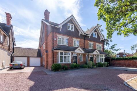 Easthampstead Road, Wokingham, RG40