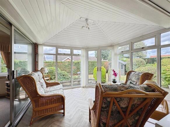 3 bed Detached Bungalow for sale Image 7