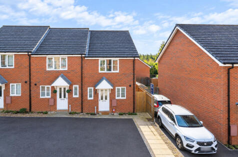 Charlesby Drive, Watchfield, Swindon, Oxfordshire, SN6