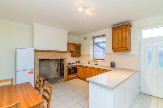 Kitchen / Dining Roo