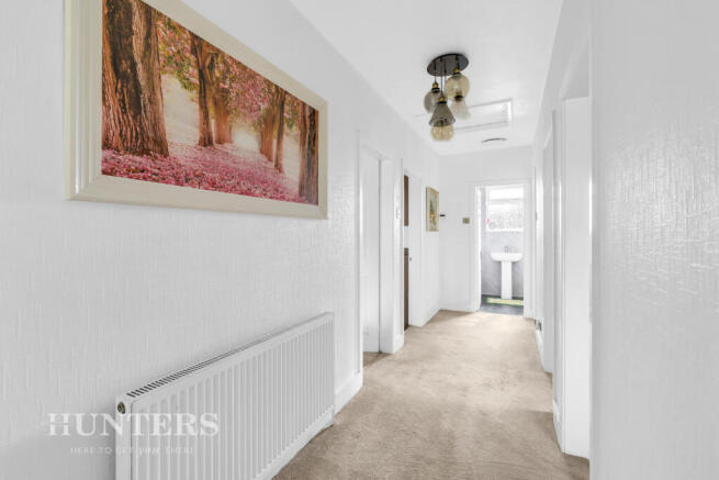 3 bed Semi-Detached Bungalow for sale Image 10