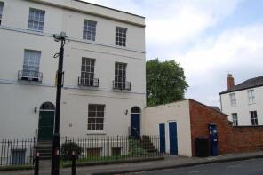 Flat 3, 20, Brunswick Square, Gloucester GL1 1UN