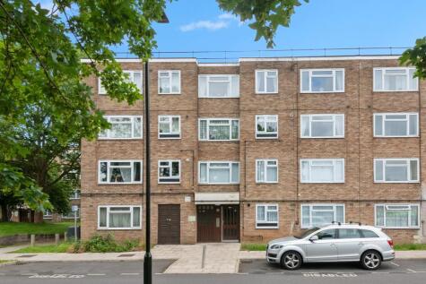 Lambourn Close, Hanwell, London, W7 2LN