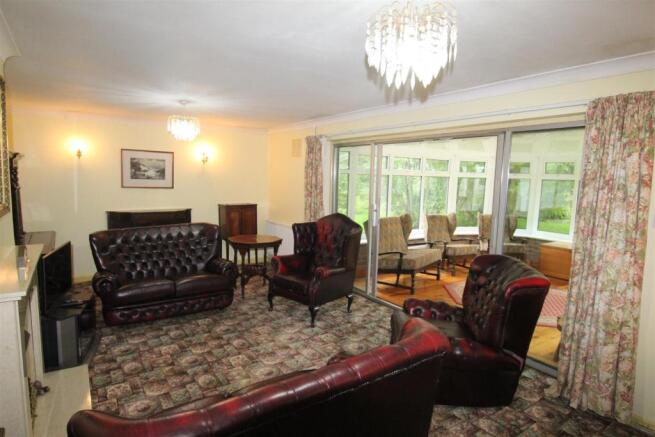 new living room 2.JPG