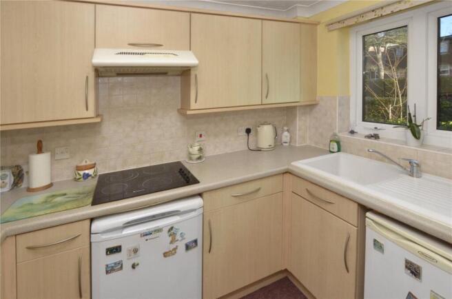 Pinewood Court, 179 Station Road, West Moors, Ferndown, BH22 photo 4