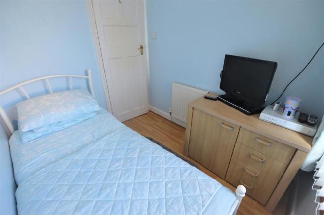 Bed3.JPG